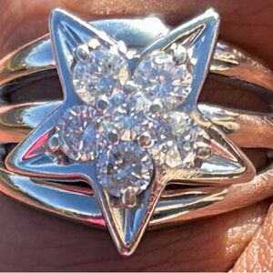 Appraised at $3,150 14K white gold Diamond star ring